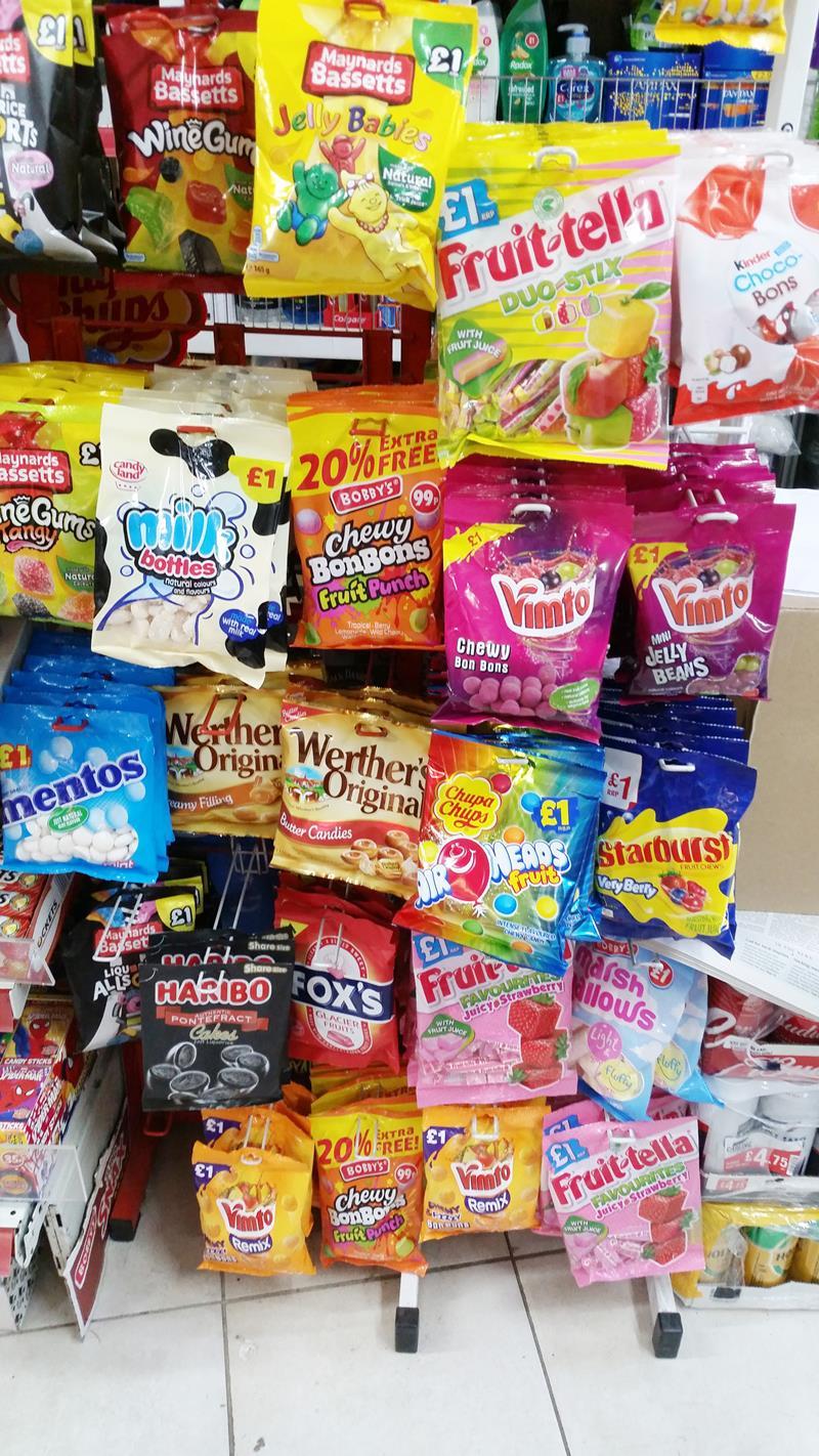 Hanging with the big gums